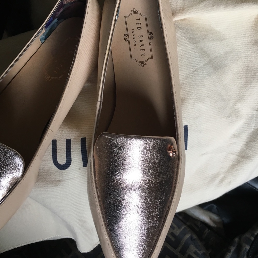 DESIGNER TED BAKER EXCLUSIVES SZ10 GOLD & CREAM - Picture 7 of 8